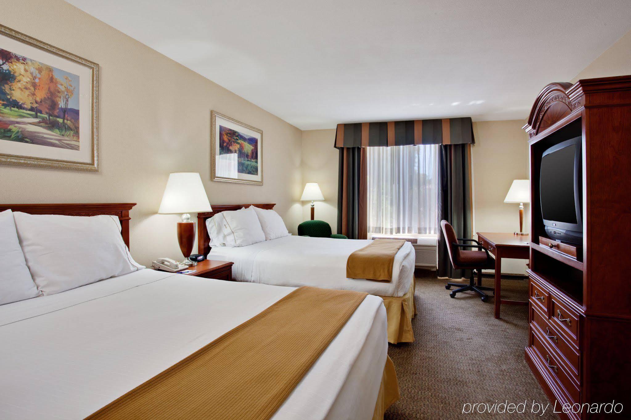 Best Western Valencia/Six Flags Inn & Suites Σάντα Κλαρίτα Εξωτερικό φωτογραφία