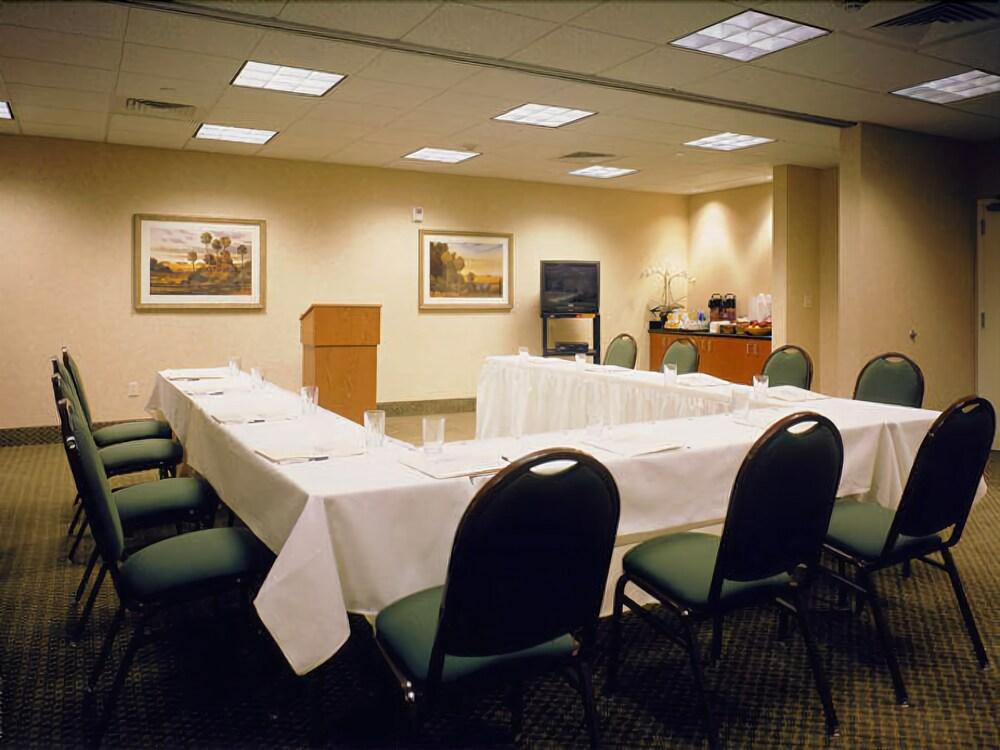 Best Western Valencia/Six Flags Inn & Suites Σάντα Κλαρίτα Εξωτερικό φωτογραφία