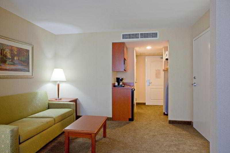 Best Western Valencia/Six Flags Inn & Suites Σάντα Κλαρίτα Εξωτερικό φωτογραφία