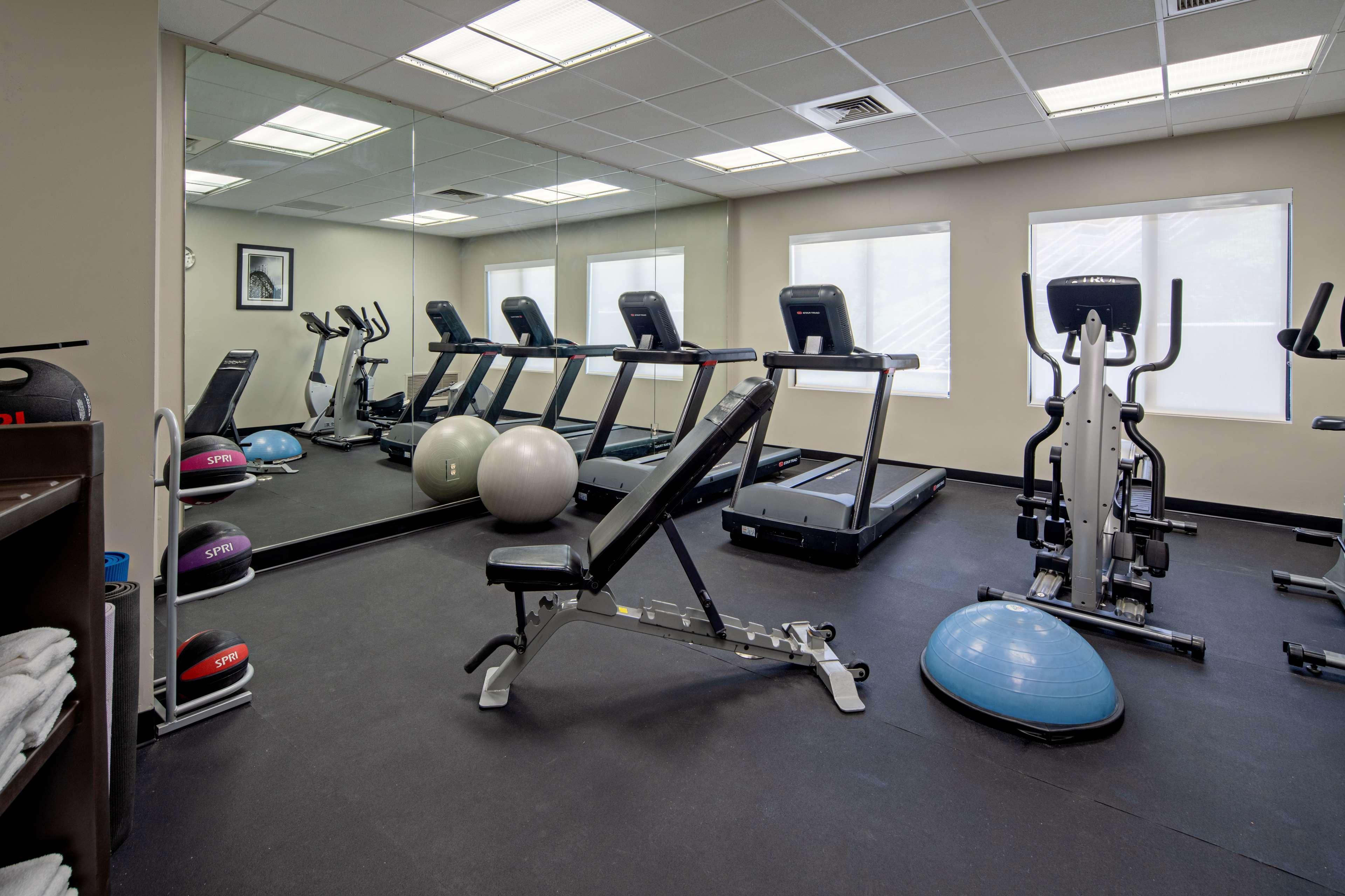 Best Western Valencia/Six Flags Inn & Suites Σάντα Κλαρίτα Εξωτερικό φωτογραφία