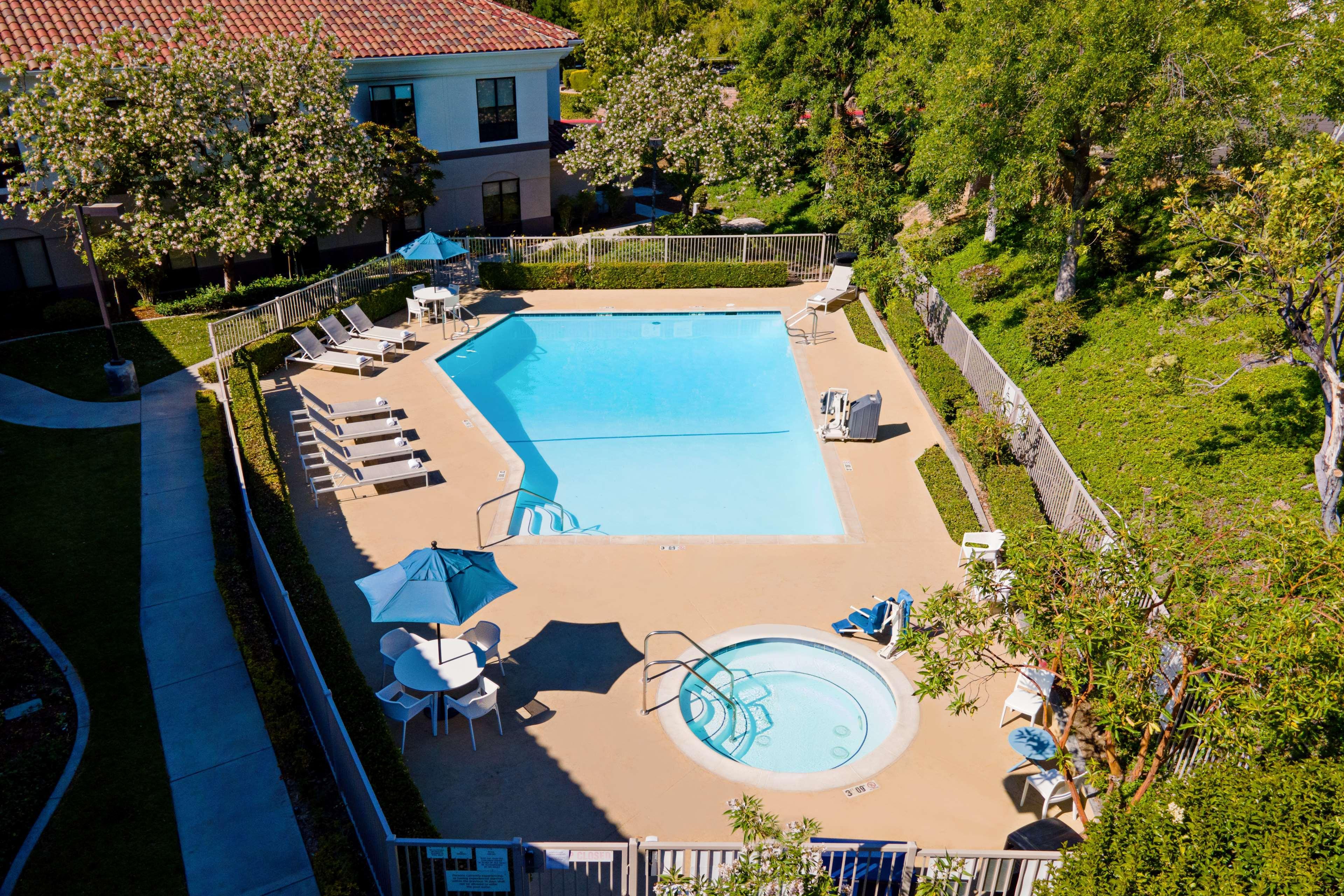 Best Western Valencia/Six Flags Inn & Suites Σάντα Κλαρίτα Εξωτερικό φωτογραφία